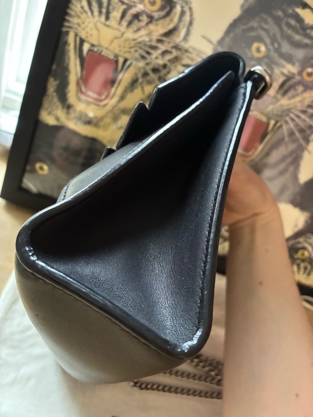 Bally Suzy Lightning Bolt Crossbody Chain Bag! - Picture 5 of 15